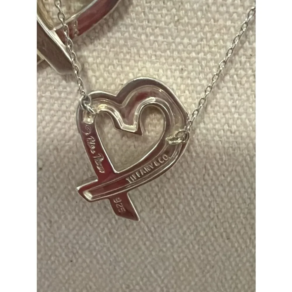 Tiffany & Co Paloma Picasso® Loving Heart Pendant 925 necklace Vintage GORGEOUS